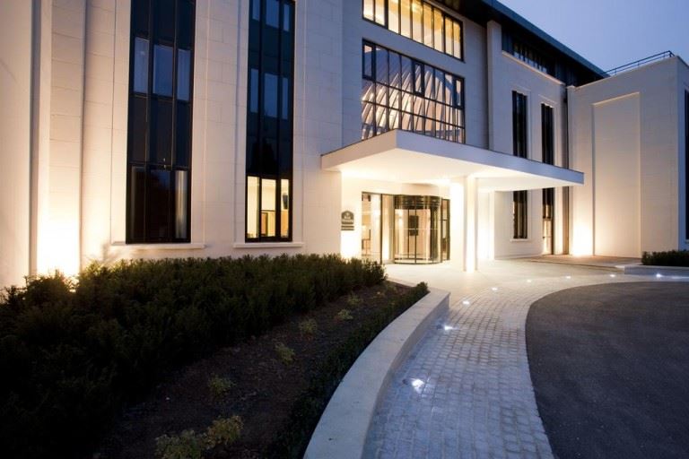 Best Western Plus Hôtel Des Francs