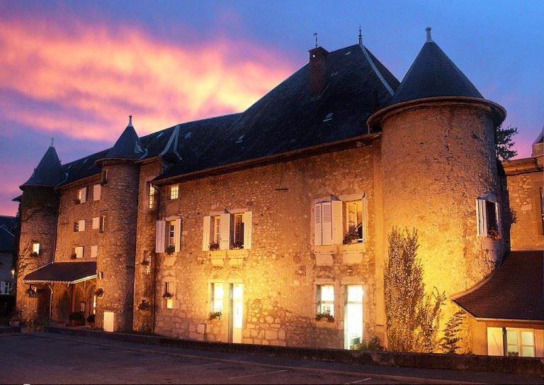 Château des Comtes de Challes