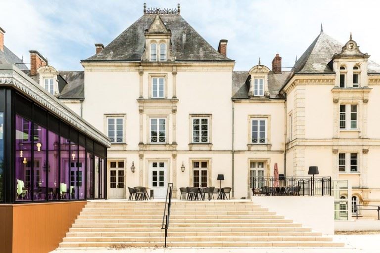 CHÂTEAU LE MANS COUNTRY CLUB