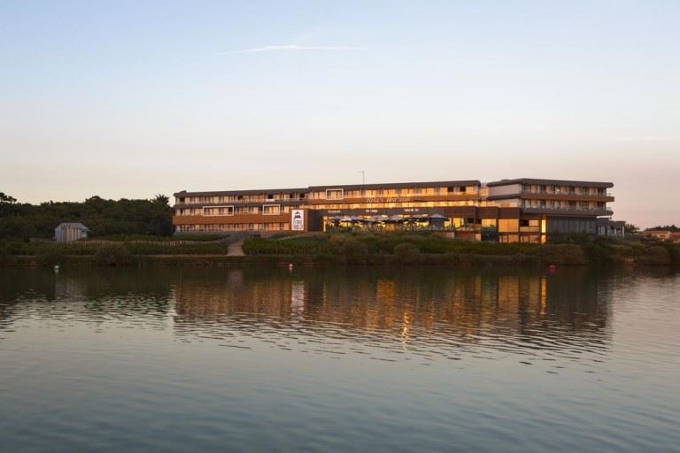Côte Ouest Hôtel Thalasso & Spa Les...