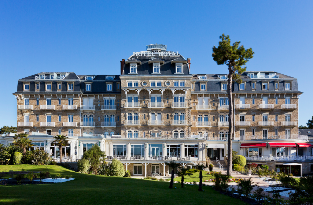 Hôtel Barrière Le Royal