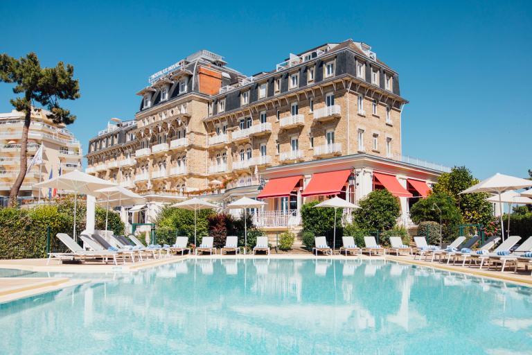 Hôtel Barrière Le Royal