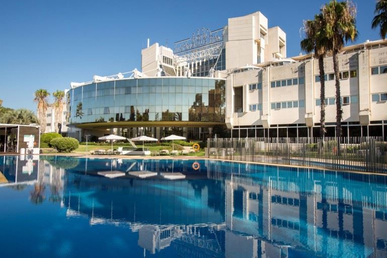 Silken Al-Andalus Palace