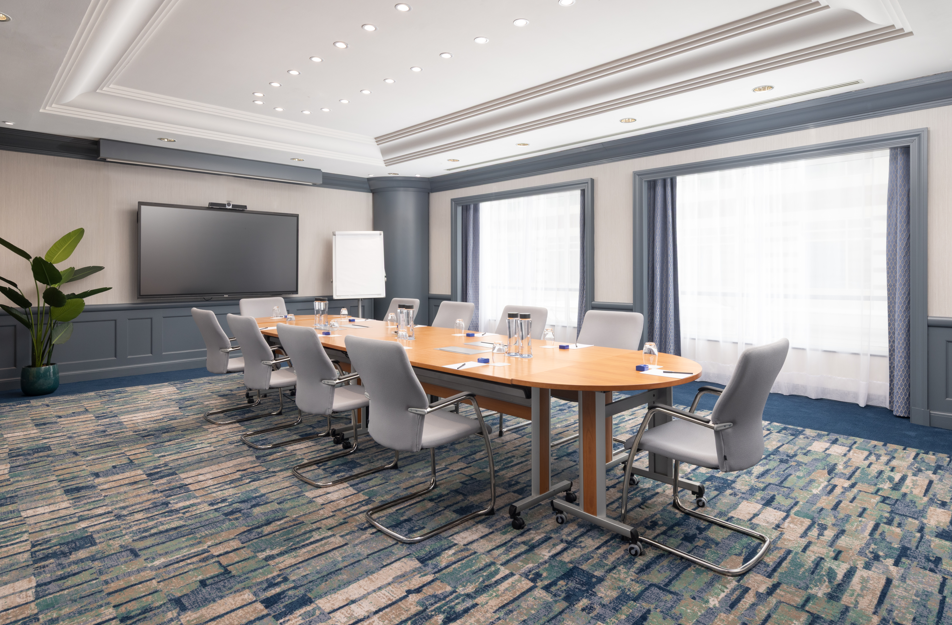 Hilton Paris Charles de Gaulle Airport