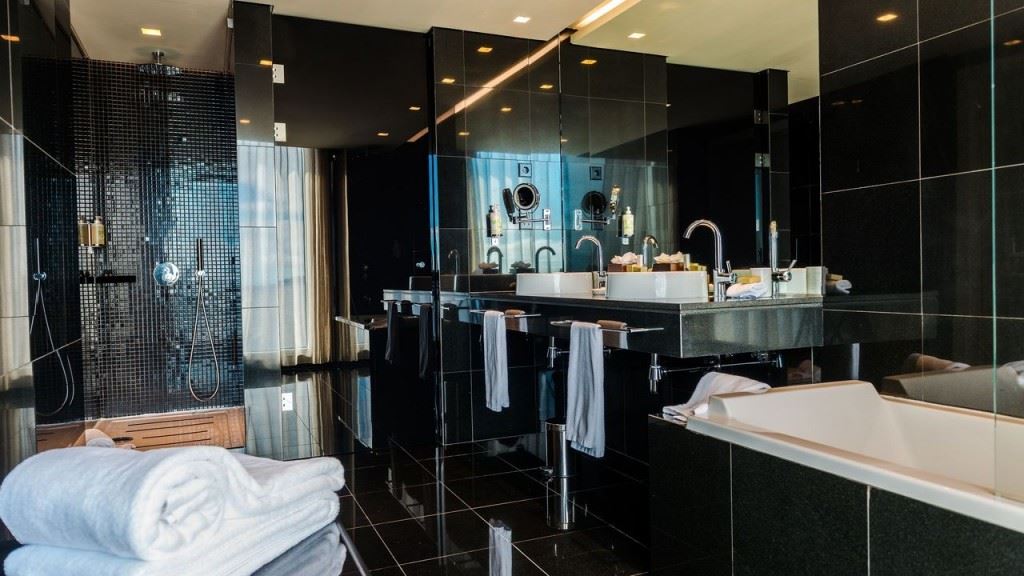 Azor Hotel