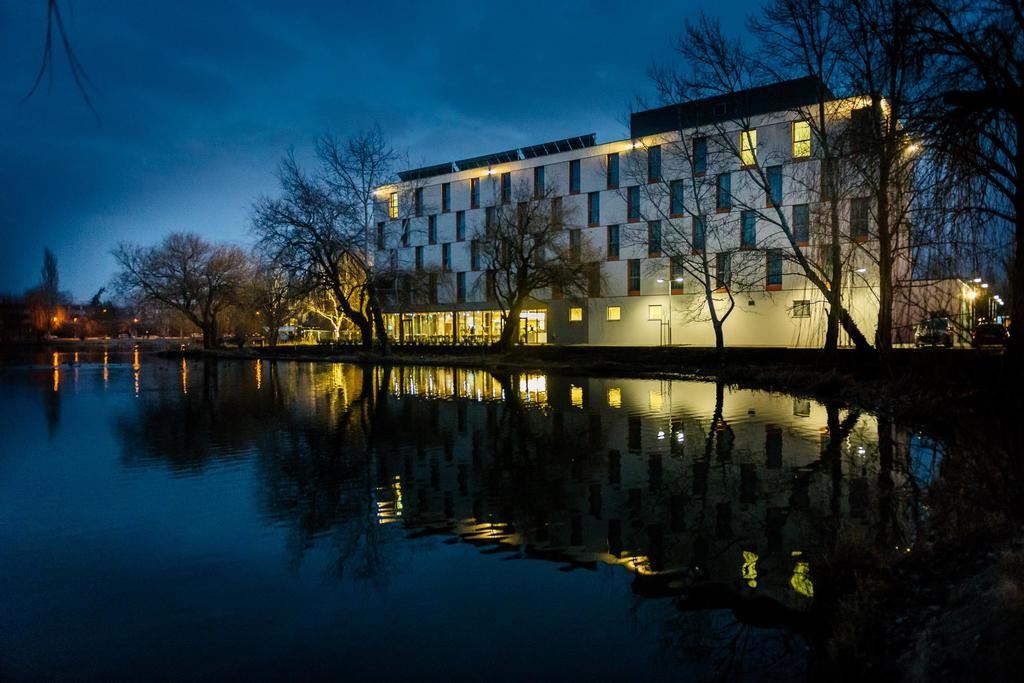 Best Western Plus Lakeside