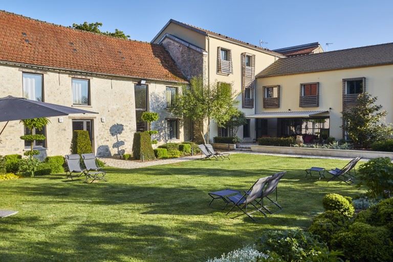 Hôtel Les Herbes Folles