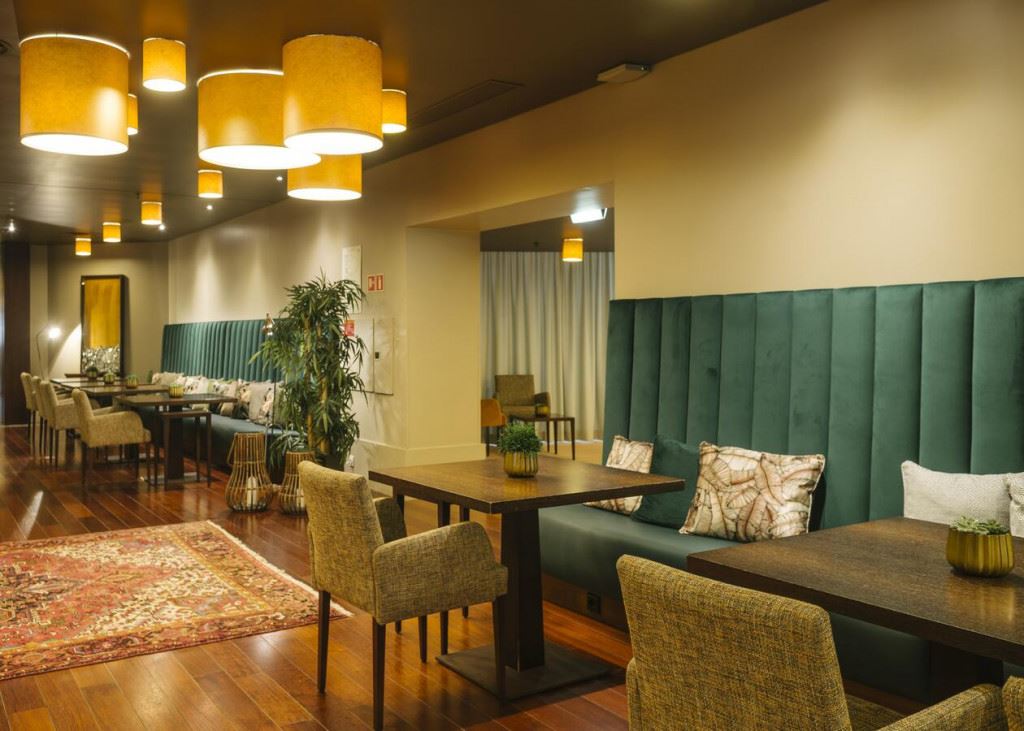 Holiday Inn Porto Gaia