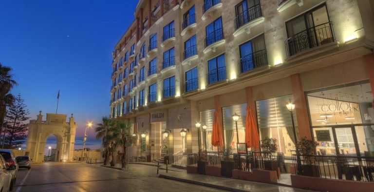 Golden Tulip Vivaldi