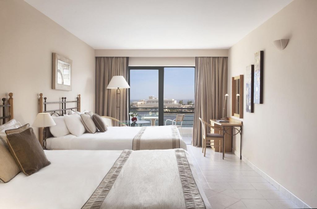 Marina Hotel Corinthia Beach Resort