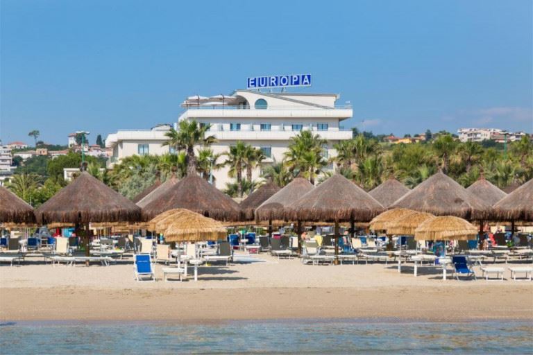 Best Western Hotel Europa Beach Village