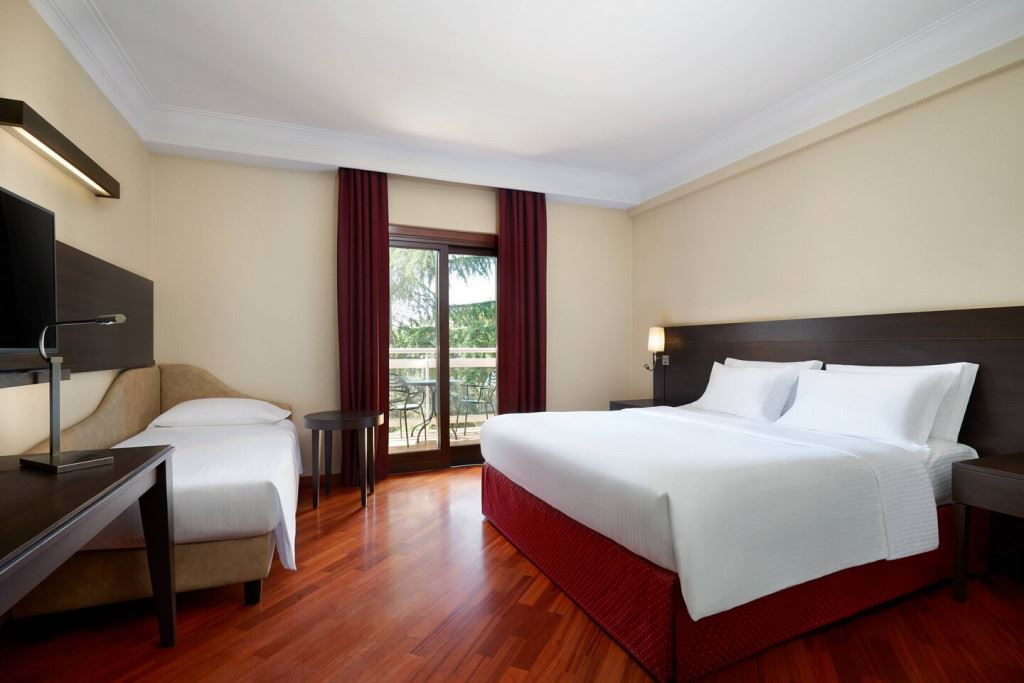 Courtyard by Marriott Rome Central Park