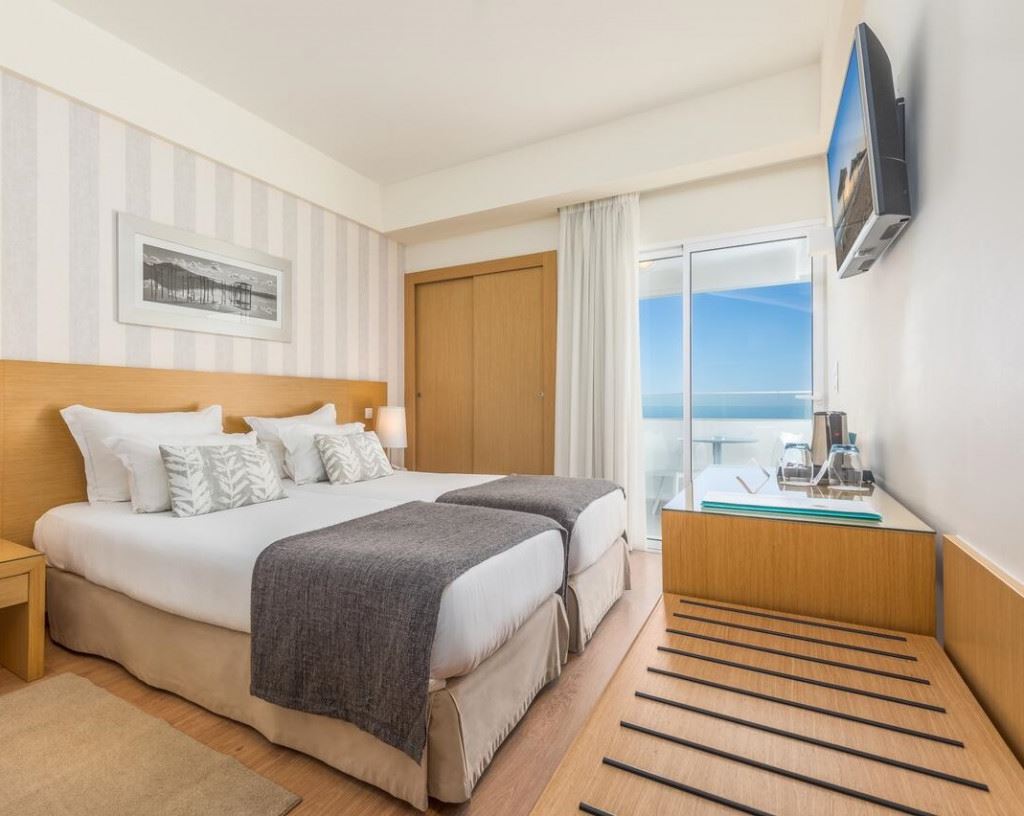 Dom José Beach Hotel