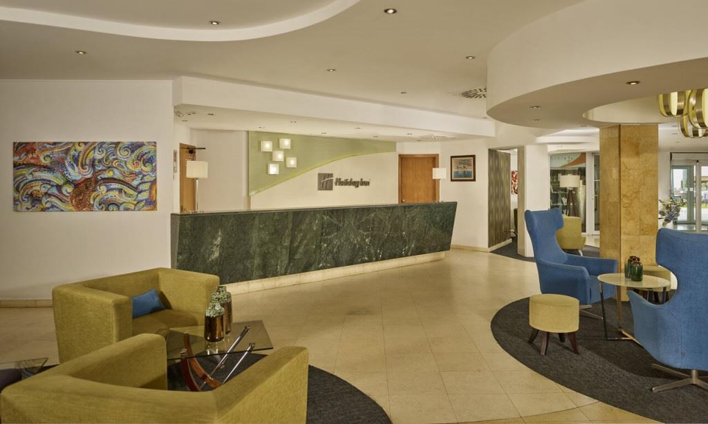 Holiday Inn Algarve – Armacao de Pera