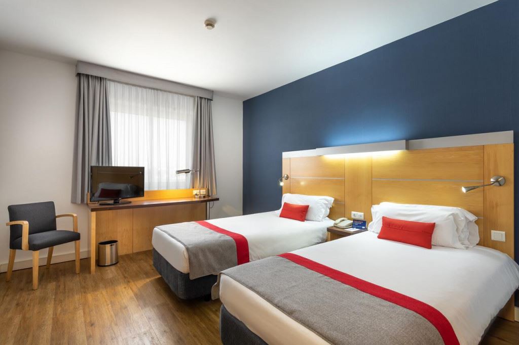 Holiday Inn Express Lisbon Oeiras