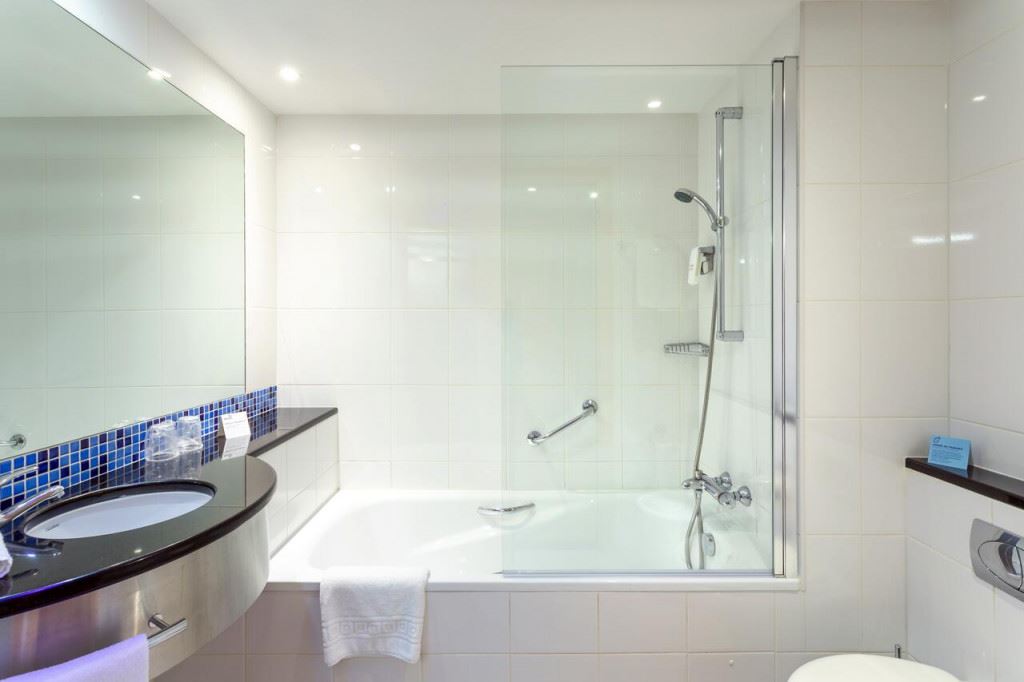 Holiday Inn Express Lisbon Oeiras