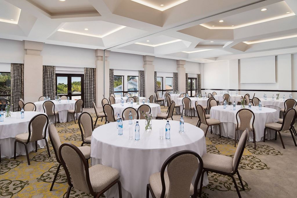 Pine Cliffs Hotel