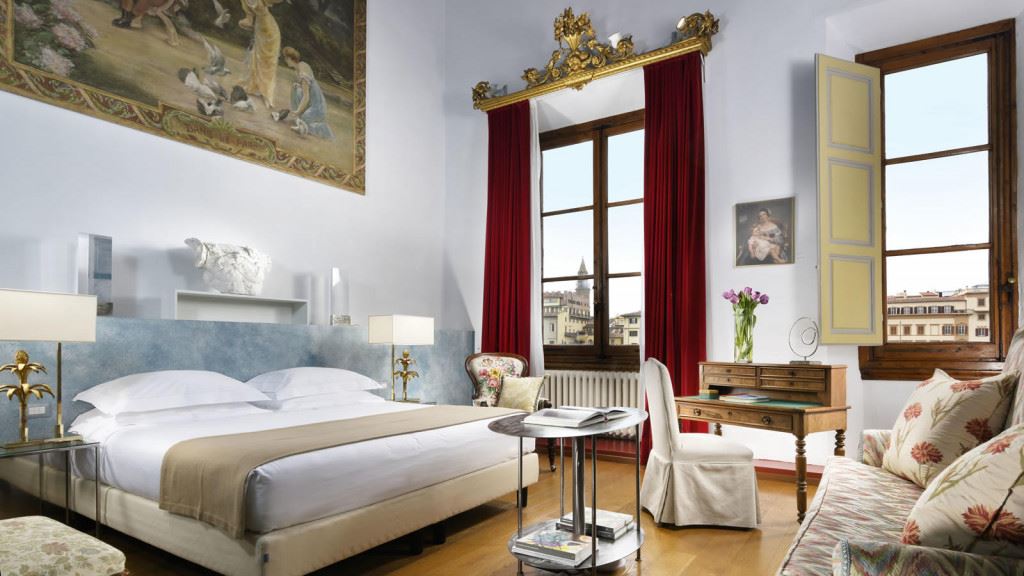 Leone Blu Suites