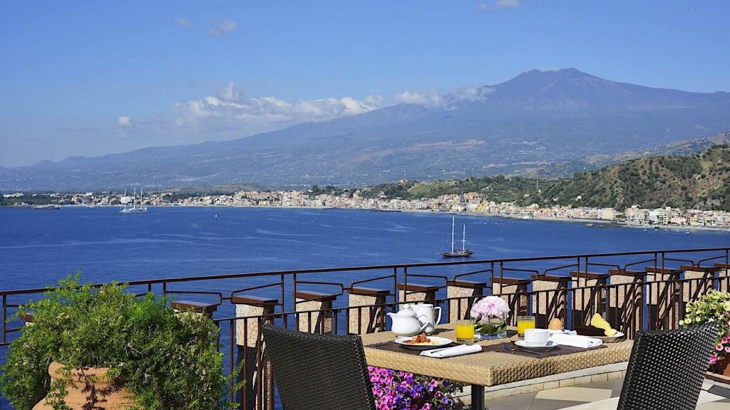 UNAHOTELS Capotaormina