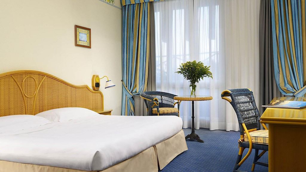 UNAHOTELS Capotaormina
