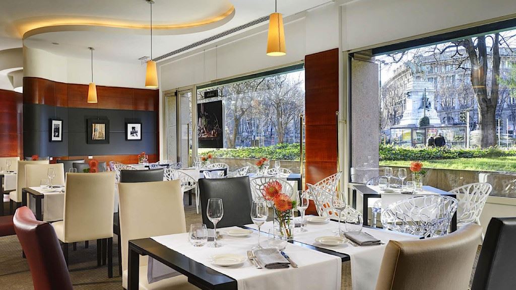 UNAHOTELS Cusani Milano