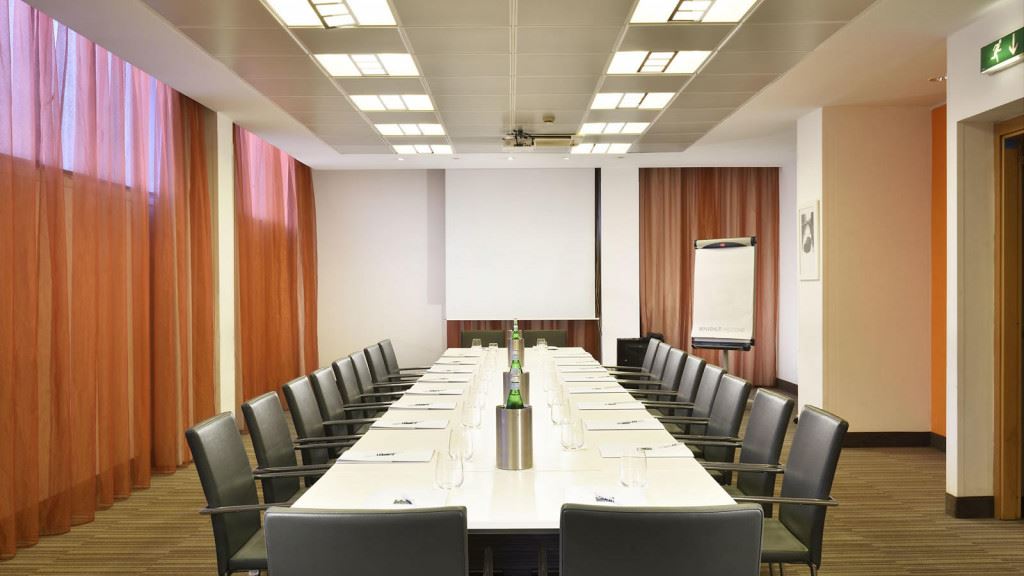 UNAHOTELS Mediterraneo Milano