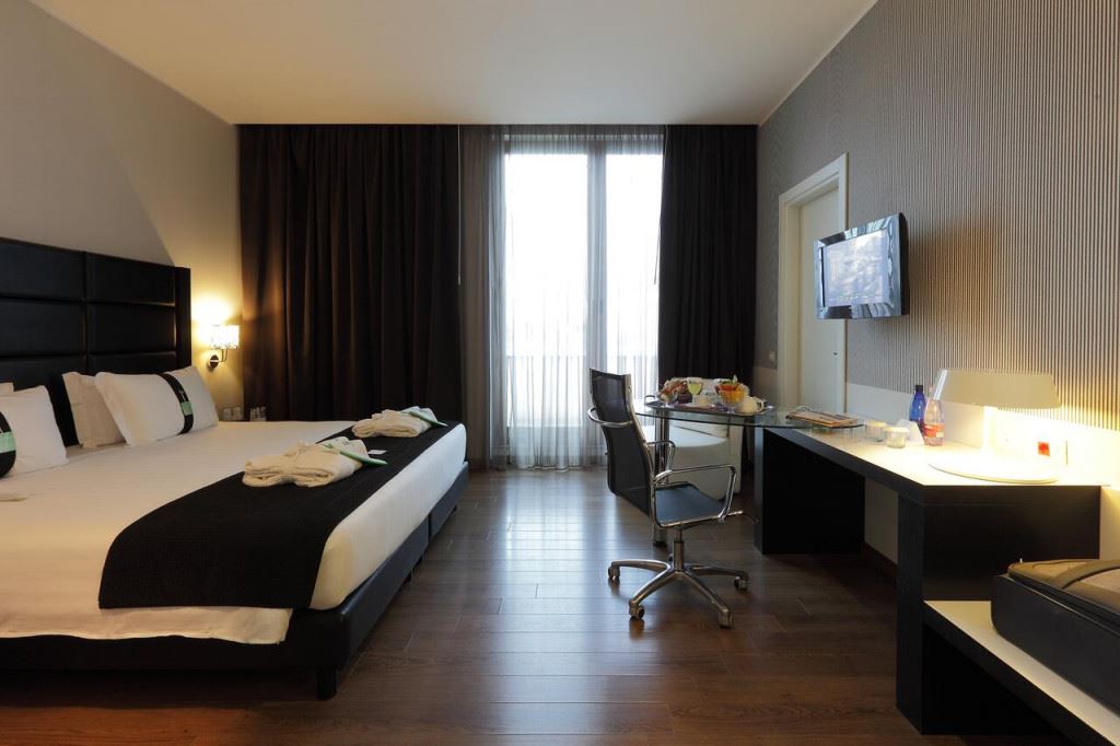 Holiday Inn Genoa City