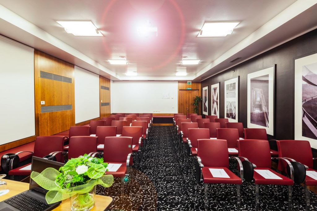 Holiday Inn Milan Garibaldi Station