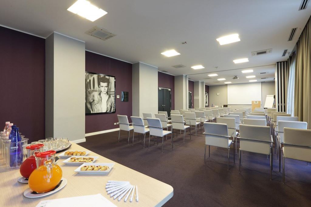 Holiday Inn Milan Nord Zara