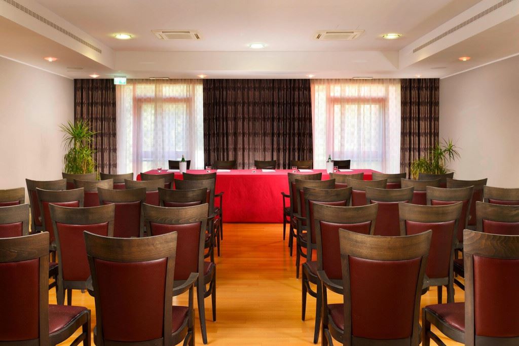 Four Points by Sheraton Siena