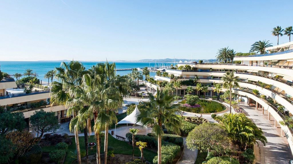 Holiday Inn Resort Nice – Port Saint Laurent