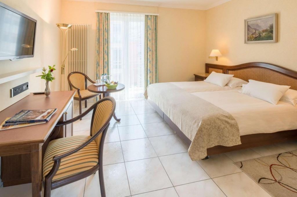 Best Western Hôtel Bellevue au Lac