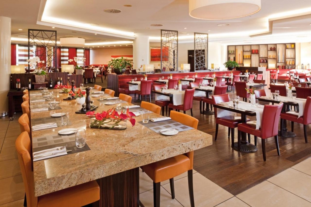 Mövenpick Hôtel & Casino Genève‎
