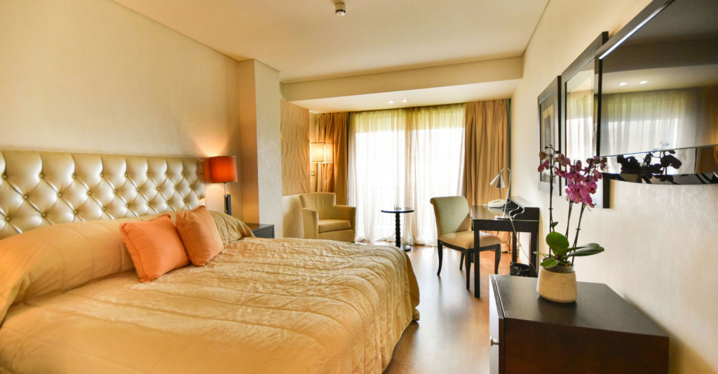 Plaza Resort Hotel
