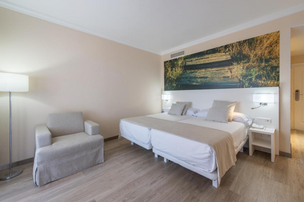 Oliva Nova Beach & Golf Resort