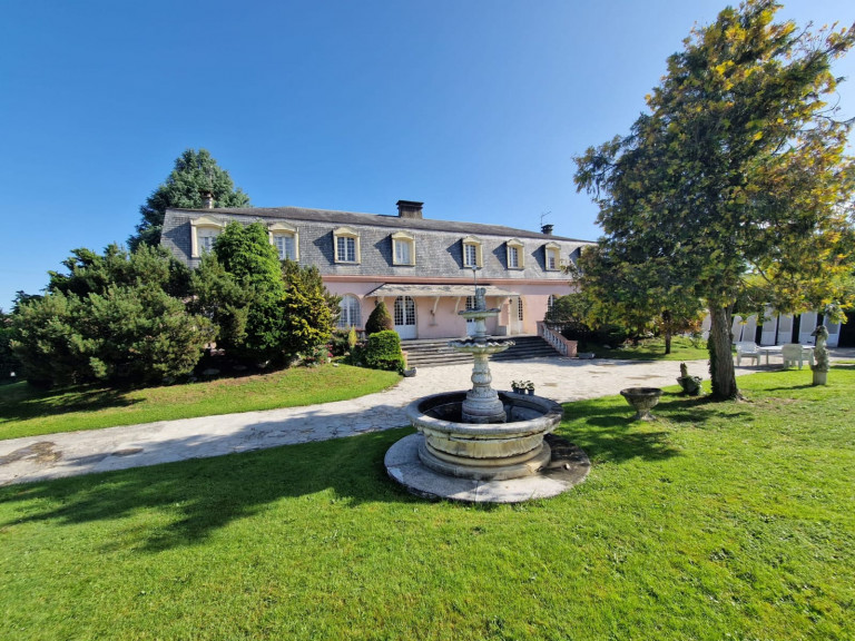 L’Arche 65