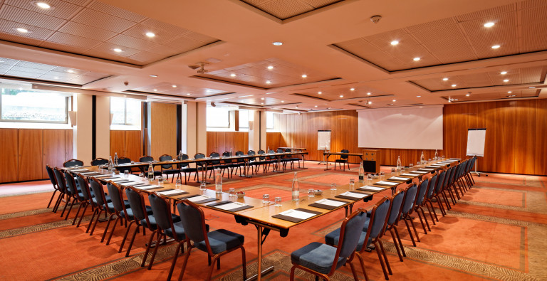 DoubleTree by Hilton Paris Bougival