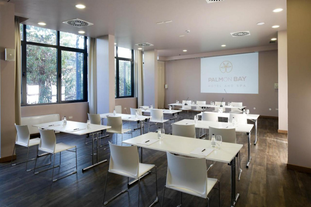 Palmon Bay Hotel & Spa