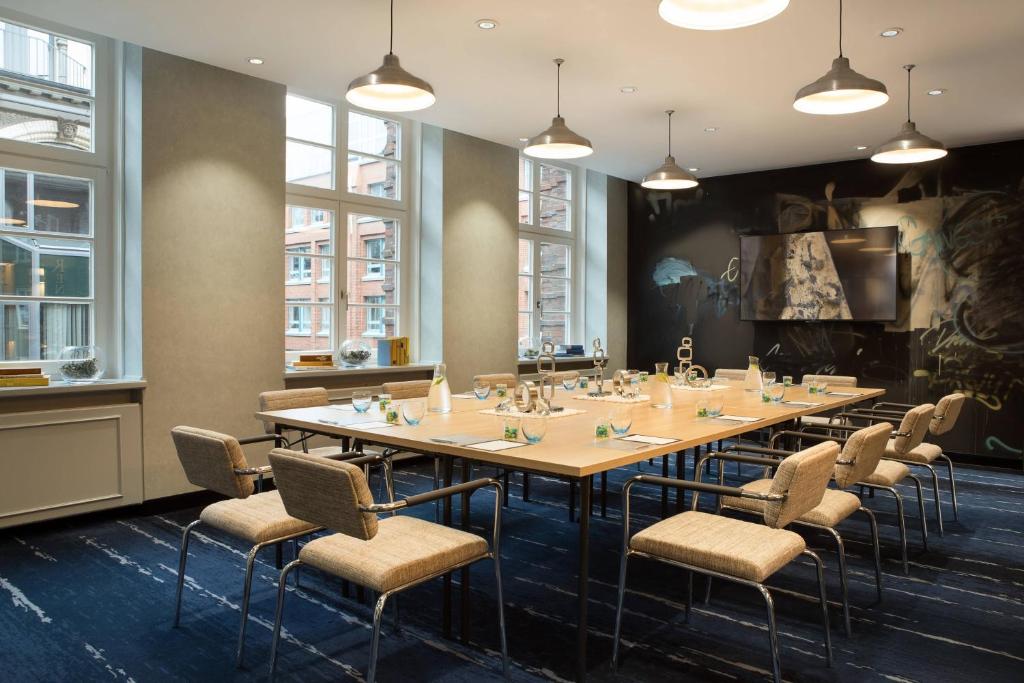 Renaissance Hamburg Hotel