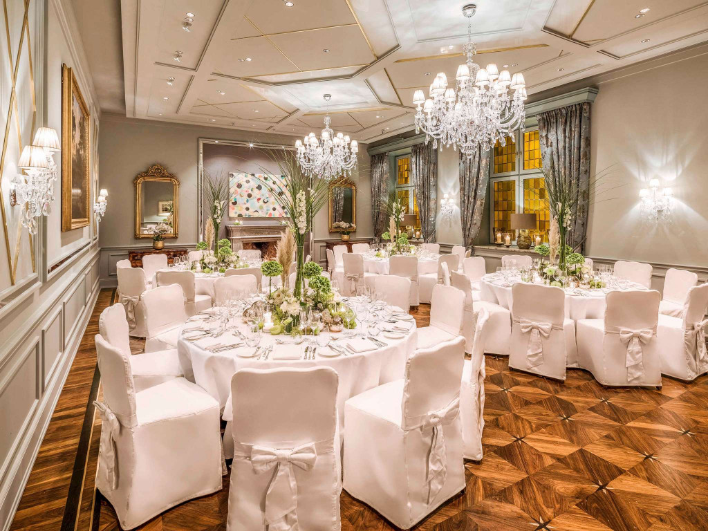 Fairmont Hotel Vier Jahreszeiten