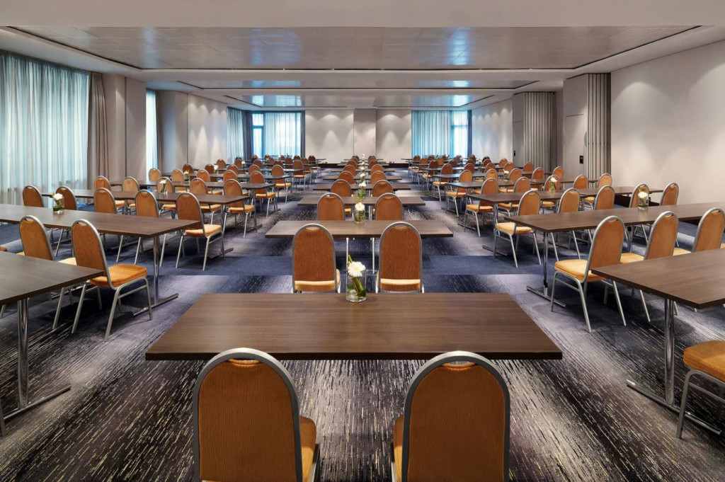 Sheraton Frankfurt Airport Hotel & Conference Center