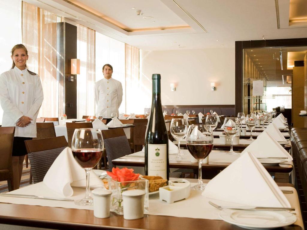 Occidental Dresden Newa