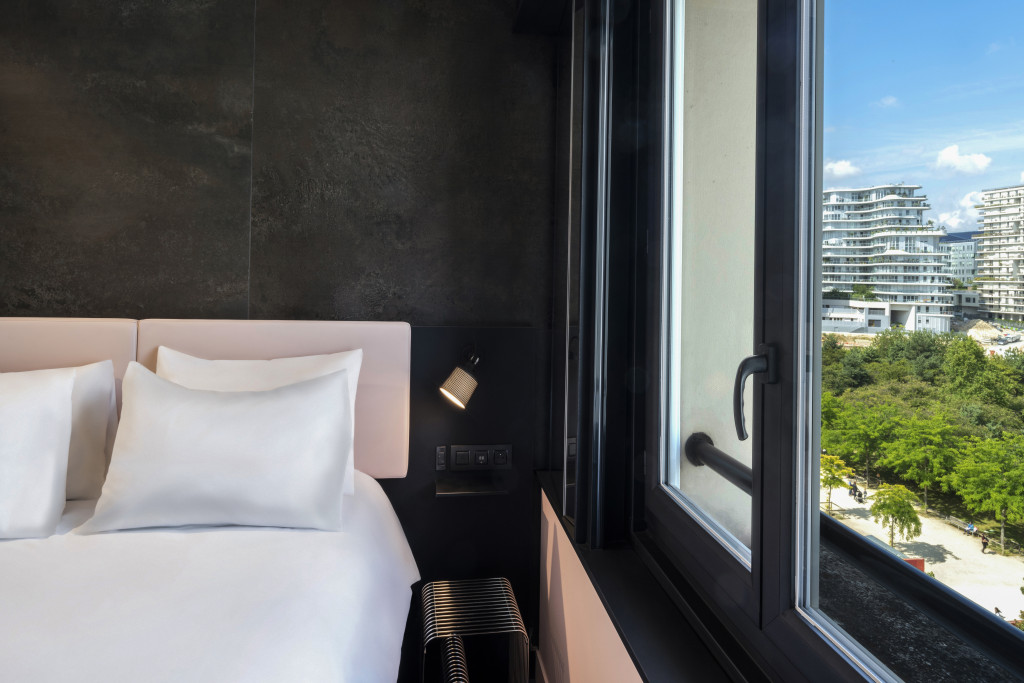 TRIBE Paris Batignolles