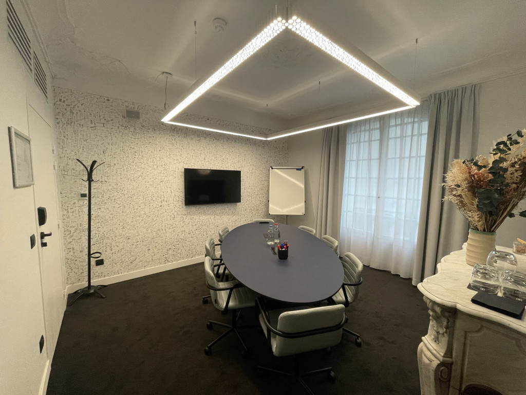 TRIBE Paris Batignolles