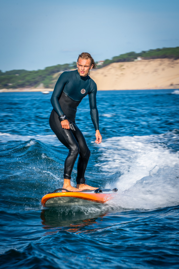 Bisca Glisse Expérience de Surf Électrique sur lac