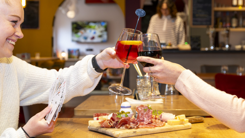 greet Hôtel Massieux Lyon Nord – Restaurant Maison Germains