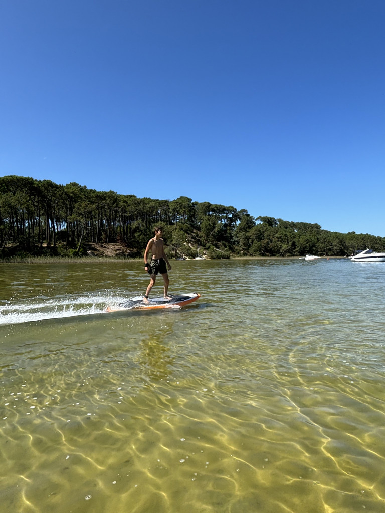 Bisca Glisse Expérience de Surf Électrique sur lac