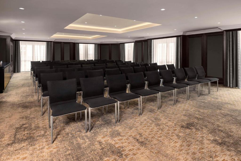 Hilton Vienna Plaza