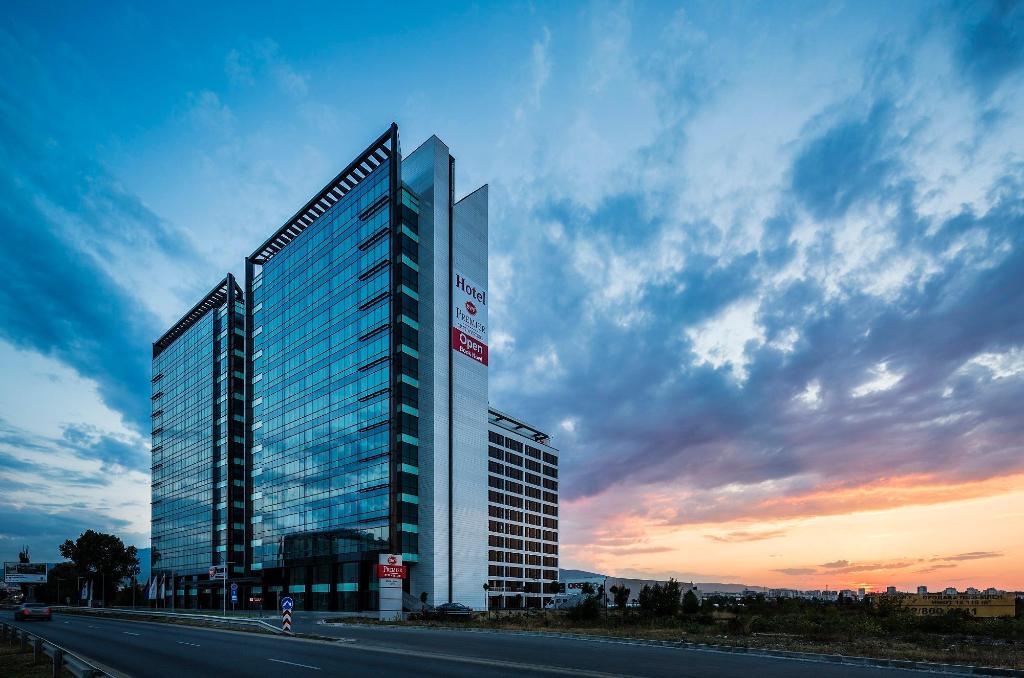 Premier Sofia Airport Hotel