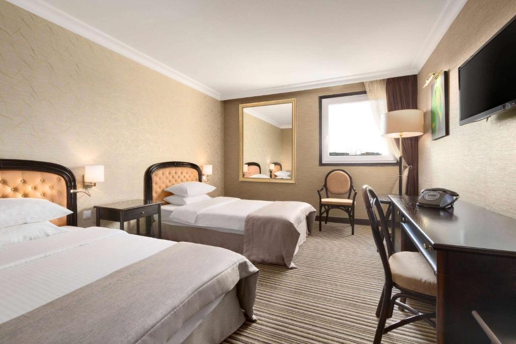 Ramada Sofia City Center